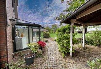 Außenansicht (hinten)