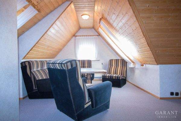 Spitzboden-Wohnbereich