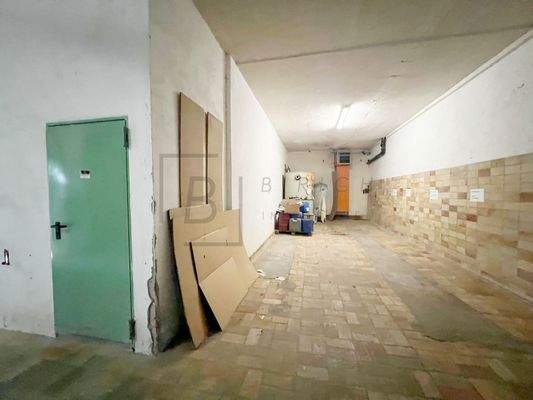 UG-Lagerraum/Produktion