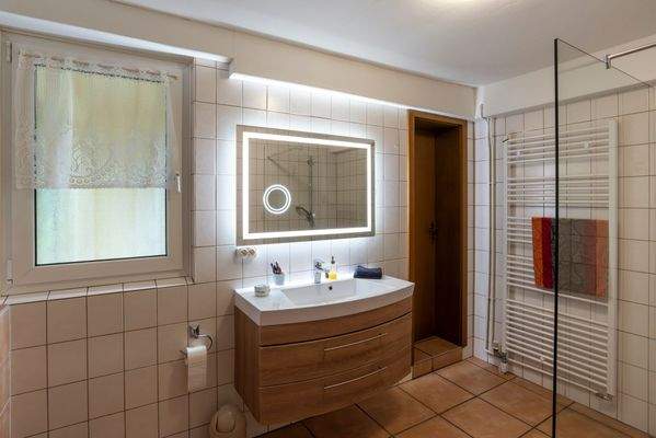 Duschbad im Erdgeschoss