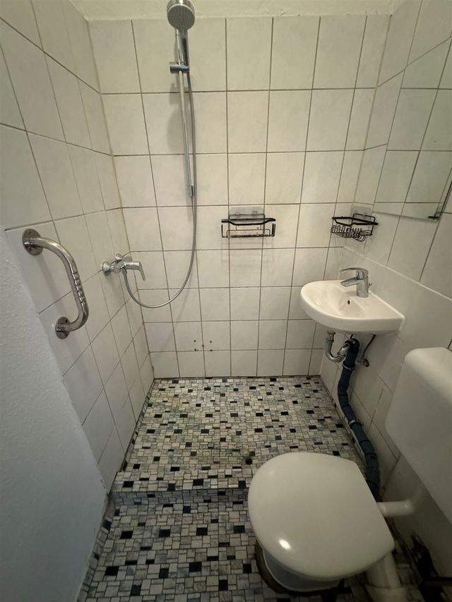 Helle 2-Zimmer-Whg. in der Norddeutschen Str. 3a, Kiel-Gaarden - Photo 3