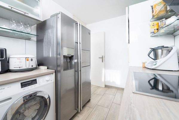 Küche (Einbau wird demontiert vom Mieter)