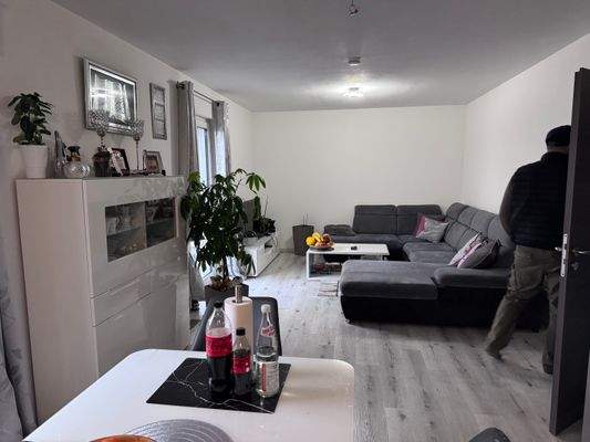 Offener Wohn- und Essbereich