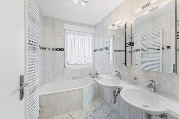 Badezimmer Erdgeschoss