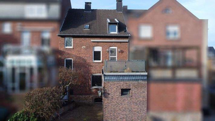 44.1 Rückansicht Haus