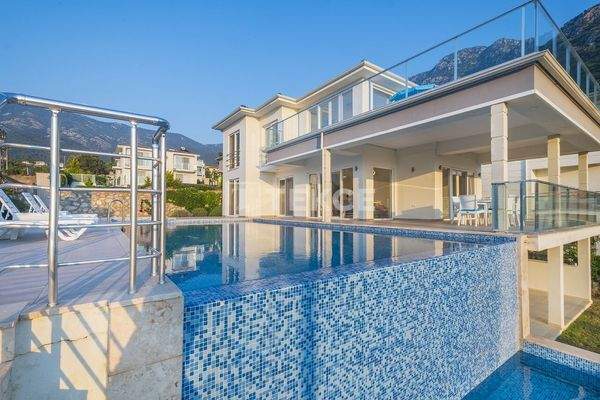 Private Pool Villa on a 660 sqm Plot in Fethiye Ölüdeniz Ovacık