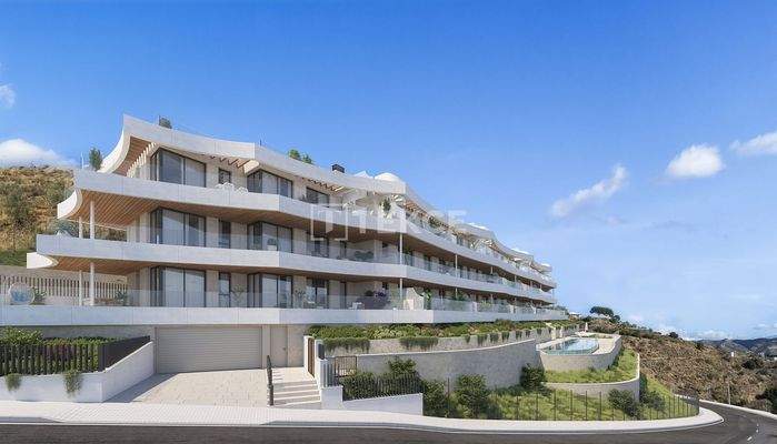 Apartments with Pools Close to Sea in Rincón de la Victoria Málaga