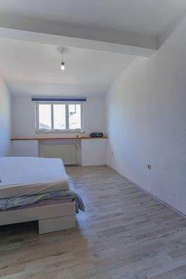 Wohneinheit 03 - 2 ZKB DG - Schlafzimmer