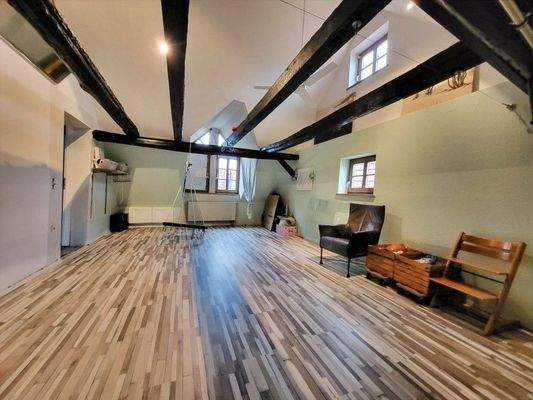 Schlafzimmer oder Hobbyraum