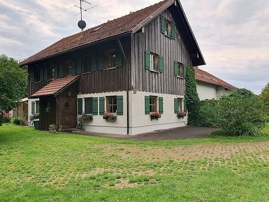 Nordost und Nordwest-Ansicht Haupthaus  