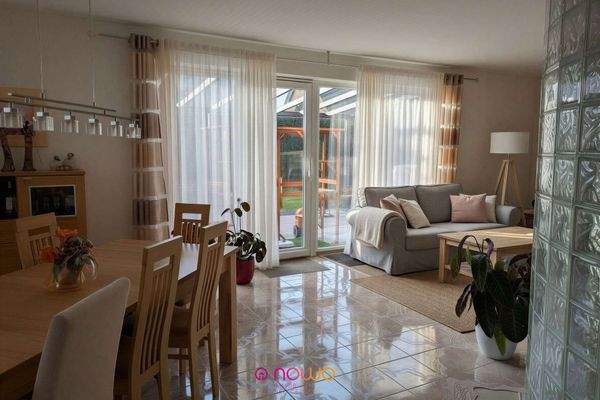 Wohnzimmer Möblierungsvorschlag (KI)