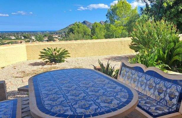 Pe860 views from apartment b.jpg