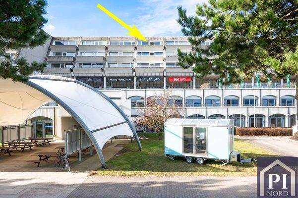 Direkt am Hafen im Geschehen