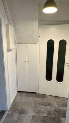 Flur kleiner Einbauschrank.jpeg