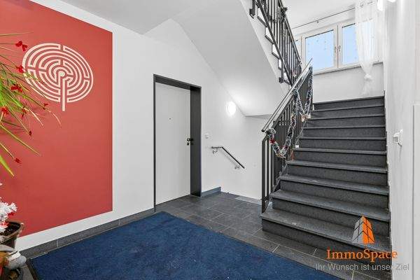 Gepflegter Treppenaufgang