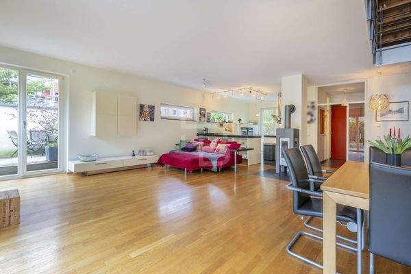 Offener Wohn- und Essbereich