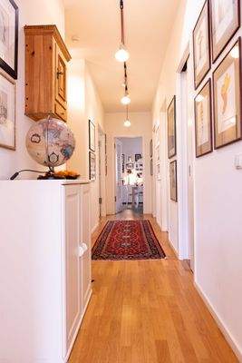 Wohnungsflur zu den Zimmern