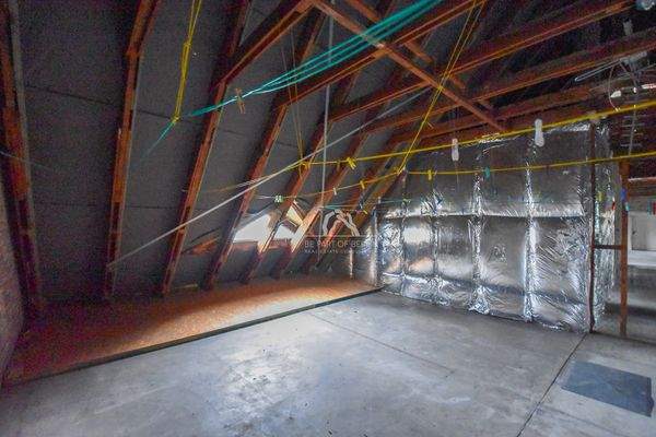 Dachrohling / unconverted attic