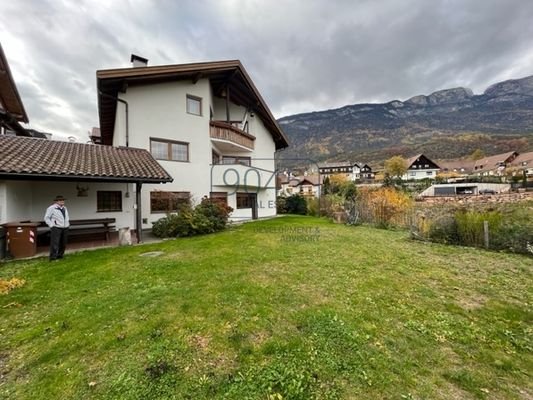 Villa mit zwei Wohneinheiten in St. Pauls in Eppan an der Weinstraße - Südtirol