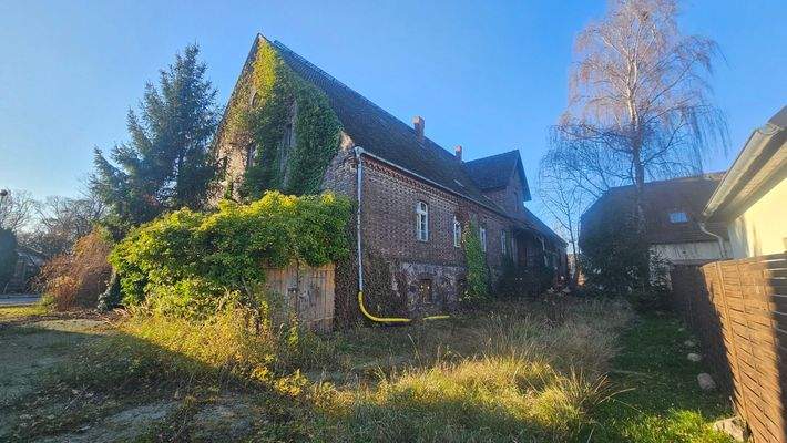 Hofseite Nordost.jpg