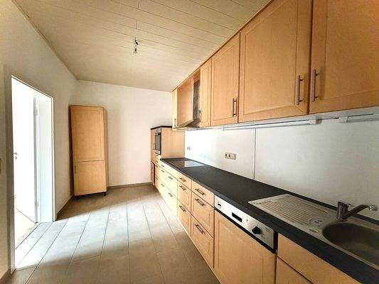 Moderne Küche mit Einbauzeile