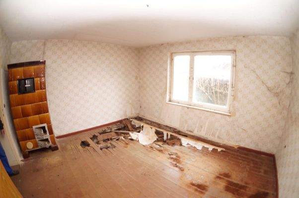 Zimmerbeisp. Schaden im Boden