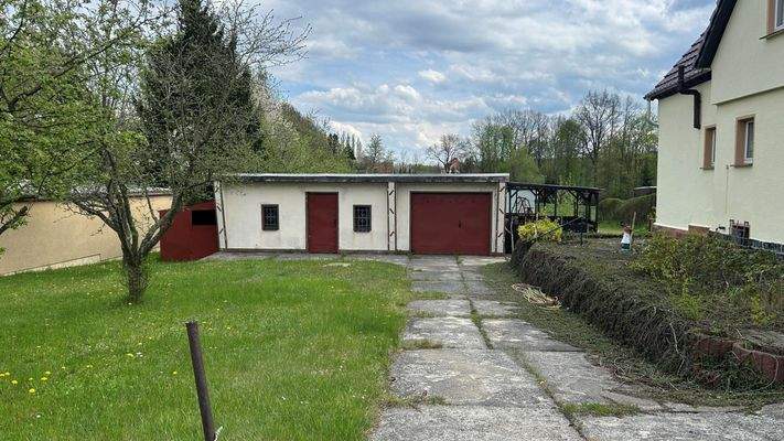 Garage und Schuppen