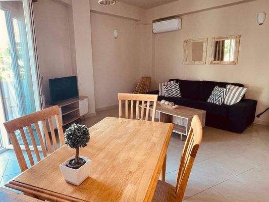 Kreta, Platanias: Luxuriöser 4-Villen-Komplex zu verkaufen, nur wenige Meter vom Meer entfernt!