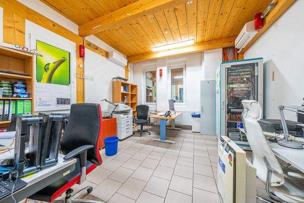 Büroräume (Gebäude 2)