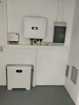 Solaranlage mit 5 KW Speicher