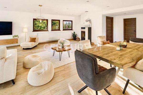 Modernes Wohnambiente mit neuer Pelletanlage