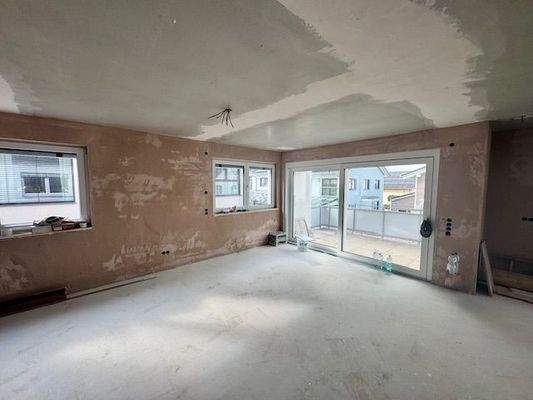 Zugang auf den Balkon vom Wohn-Essbereich