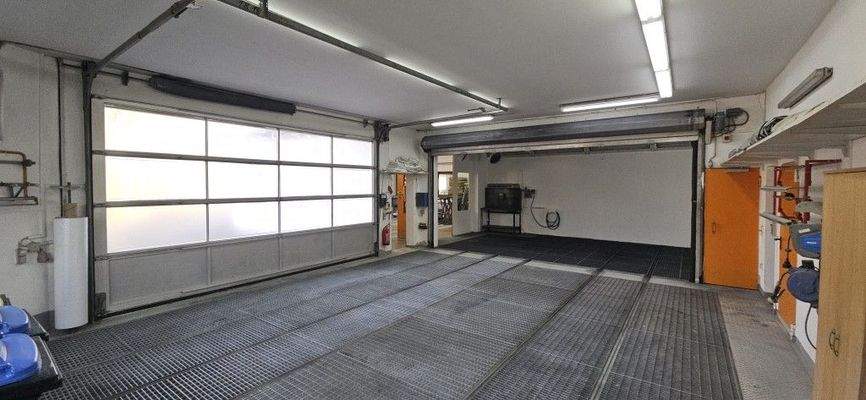 dritte Halle mit Gitterboden