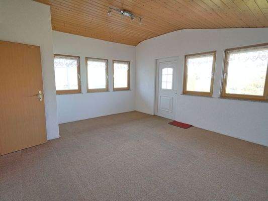 Großzügiges Tageslichtbüro...