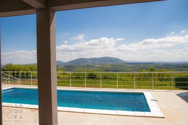 WhatsApp Image 2024-10-15 at 12.27.42