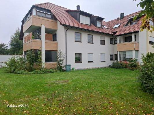 Hausansicht - Balkon 1. OG.jpg