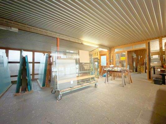 Lager- und Werkstattfläche