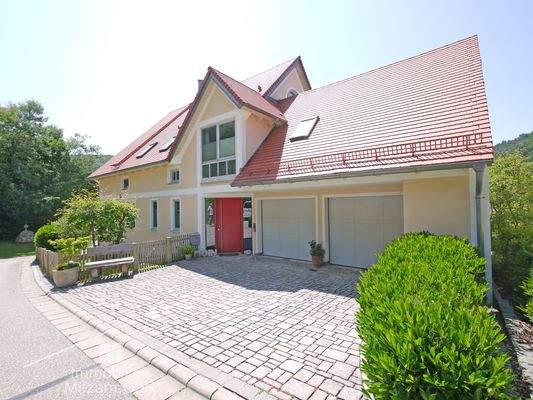 Doppelgarage Zugang Haus