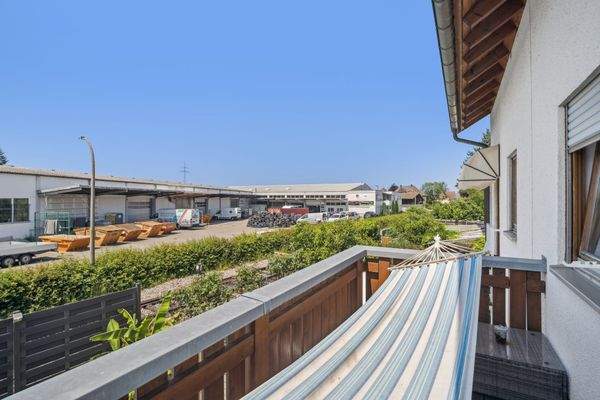 backbone_550440-A_010_WEB