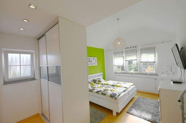 OG Elternschlafzimmer mit Ankleide