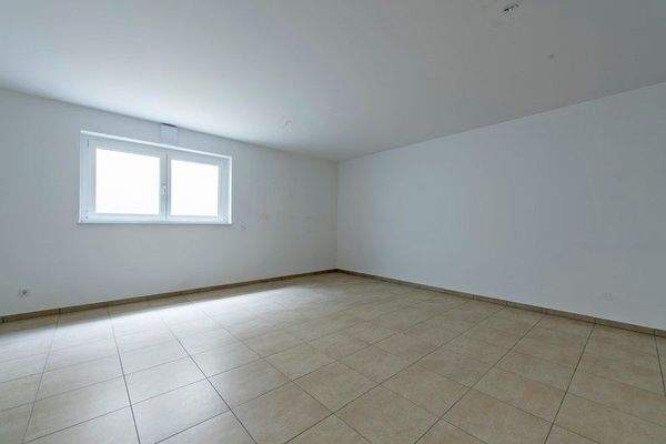 großer Hobbyraum UG