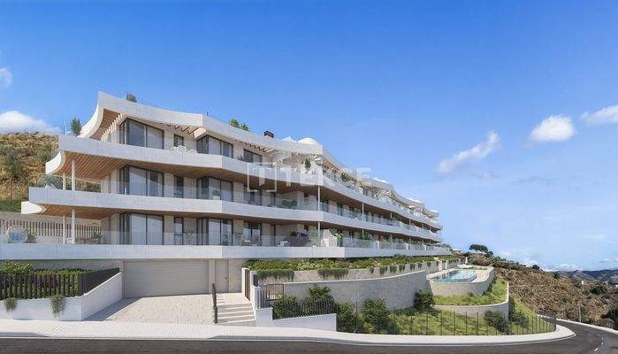 Apartments with Pools Close to Sea in Rincón de la Victoria Málaga