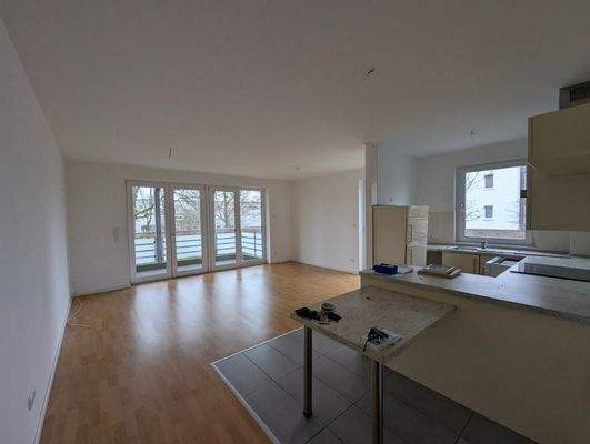 Wohn-Essbereich mit offener Küche