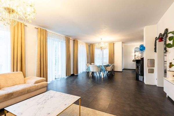 Wohn- und Essbereich