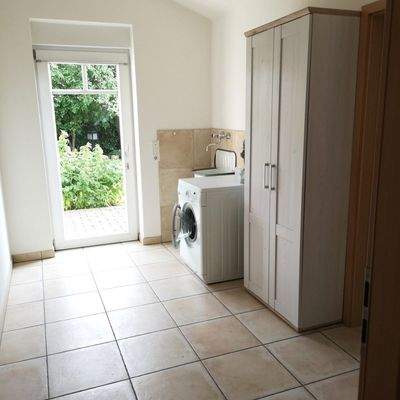 Haus-Pohlheim-Heinrich-Lübke-Ring 13-50138-Waschkü