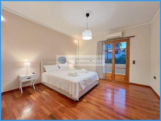 d800f8faa7d5478598a704bfce9967f8-original