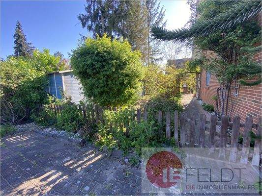 Vorderer Gartenbereich