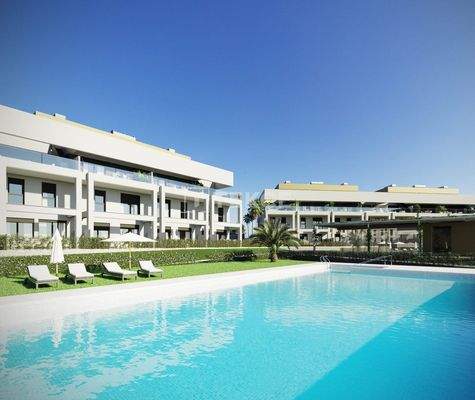 Sea View Flats in Complex with Rich Amenities in Estepona