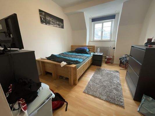 Post -2. OG Schlafzimmer