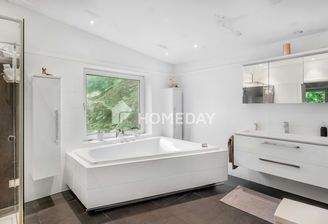 1. OG Badezimmer 1 1